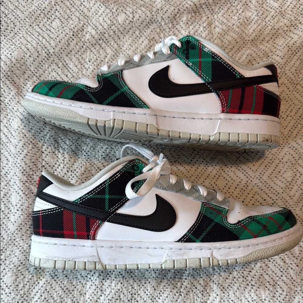 Nike Dunk Low ‘Tartan Plaid’